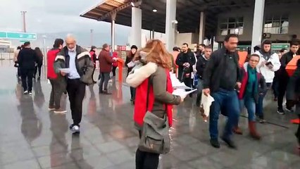 TKP İZBAN istasyonlarında: İZBAN işçisi kazanırsa hepimiz kazanacağız