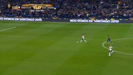 لقطة: كوبا ليبرتادوريس: هدف مارتينيز المتأخر يؤكد فوز ريفر بليت باللقب