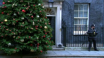 Мэй отменила голосование по "брекситу" в парламенте - СМИ