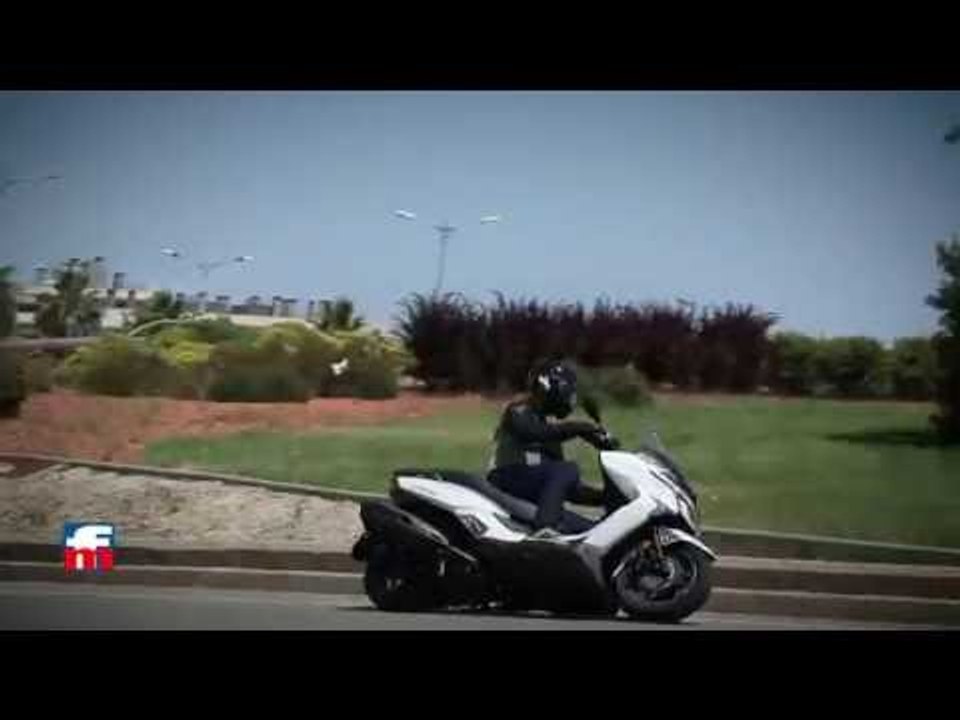 Nuevo KYMCO Grand Dink 300 a prueba