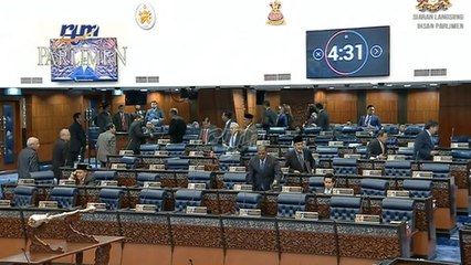 下载视频: BN lawmakers stage walkout after Tajuddin, Bung Moktar booted out