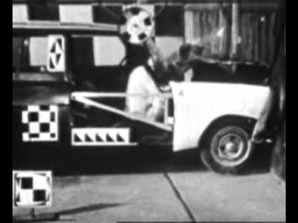 Así eran los crash test de Renault