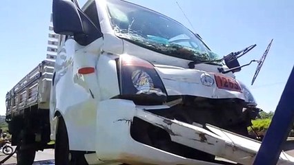 Colisão de trânsito é registrada na BR-277