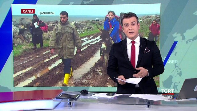 Çamura Bata Çıka Okula Gidiyorlar