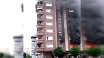 Mersin'de Evde Çıkan Yangın Korkuttu...binanın 1. Katından Alevler Böyle Yükseldi