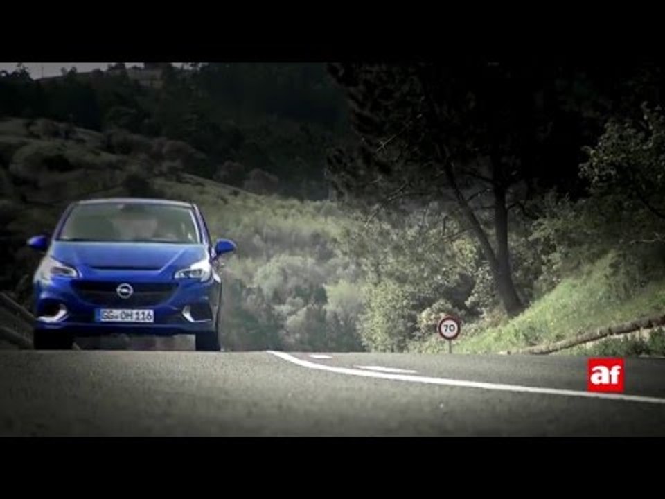 Opel Corsa OPC en acción
