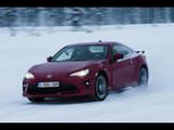 Toyota GT86 2017 derrapando en Laponia