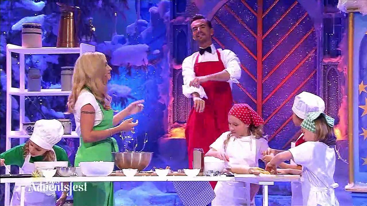 Michelle Hunzicker, Florian Silbereisen & Kinder - In der Weihnachtsbäckerei 2018