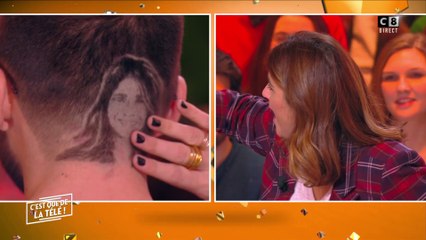 Un chroniqueur se fait dessiner "Valérie Bénaïm" sur ses cheveux !