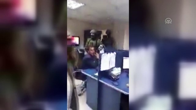 İsrail güçlerinden Filistin resmi haber ajansı WAFA'ya baskın - KUDÜS