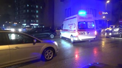 Kırmızı Işıkta Geçen Sürücü Motosikletli Kuryeye Çarptı