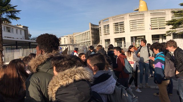 Grève dans les couloirs