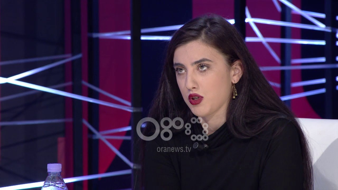 Ora News - Studentja Hasa: Rroga nuk del për të fshirë qurra