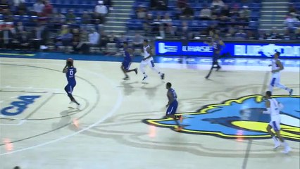 A big slam by Cameron Oliver!