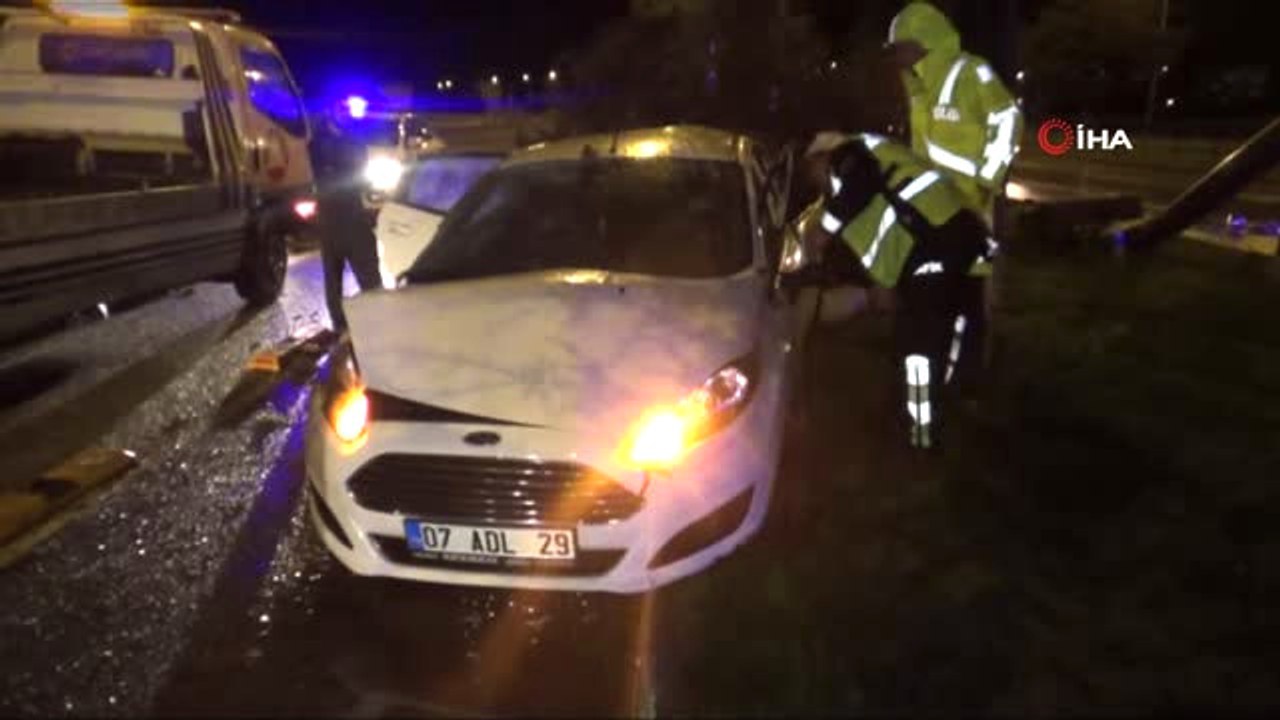 Kazada Hurdaya D nen Otomobilden Burnu Bile Kanamadan Kurtuldu 