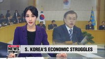 President Moon Jae-in calls for government's active role in revitalizing S. Korean economy