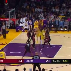 WATCH VIDEO: Derrick Jones Jr. with "back-to-back send backs!"