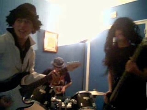 Anti-tokio hotel parodie £ durch den mounson