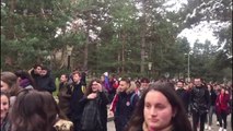 Report TV - Korçë, gjimnazistët i bashkohen protestës së studentëve