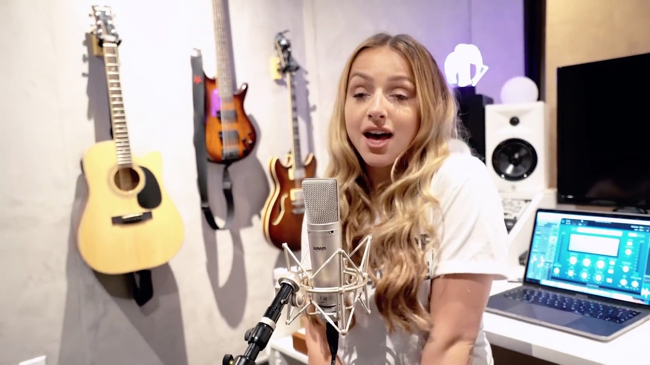Ariana Grande - No Tears Left To Cry (Emma Heesters Cover)