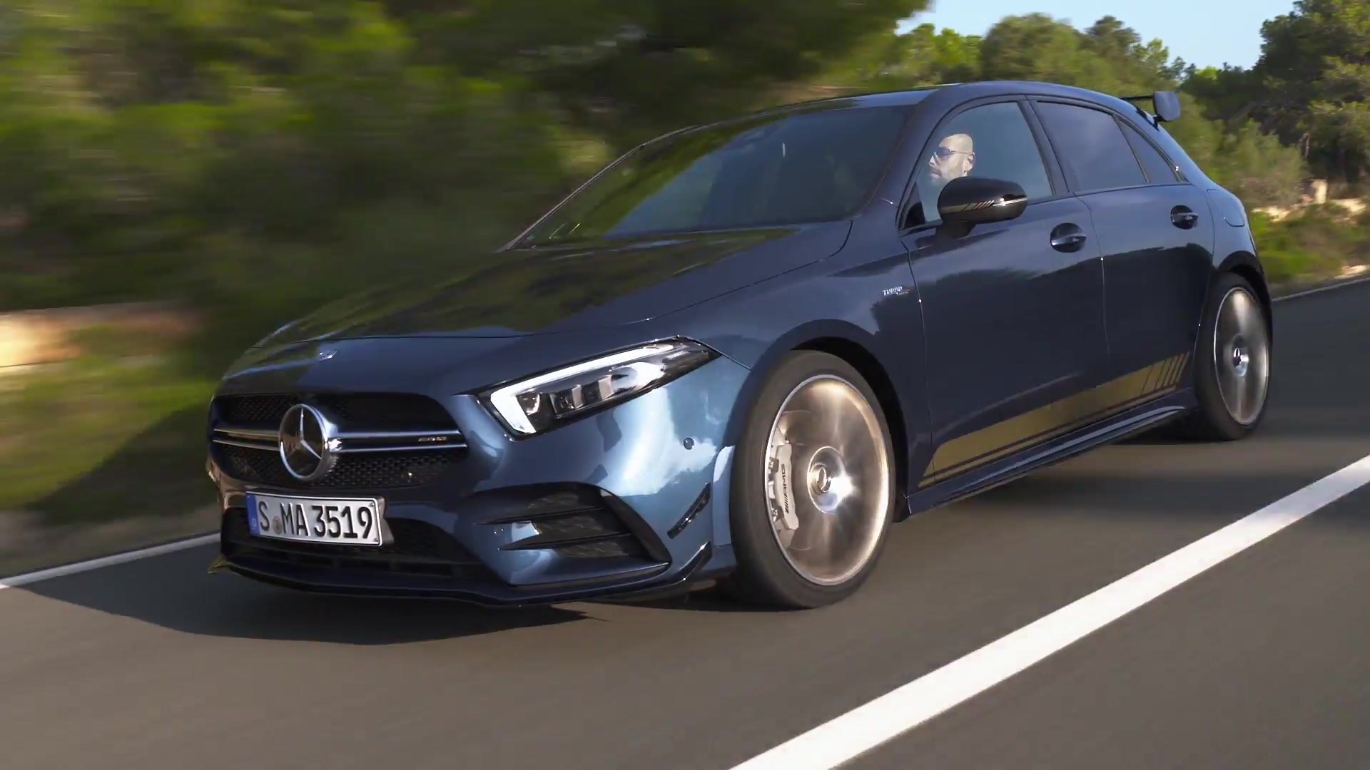 Mercedes-AMG A 35 4MATIC in Denim blue Driving - video Dailymotion