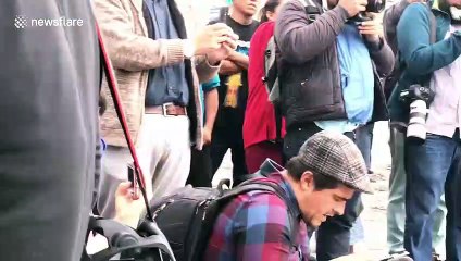 Mariachi band spreads music amid chaos, arrests at San Diego migrant rights demonstration