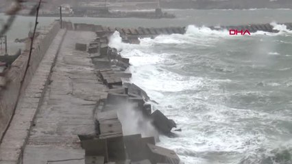 Zonguldak'ta Şiddetli Rüzgar