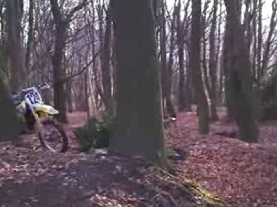 450wrf teddy virage a droite et petit saut