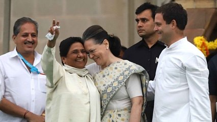 ശിവരാജ് സിംഗ് ചൗഹാന്റെ വീട്ടിൽ നിർണായക യോഗം | Oneindia Malayalam