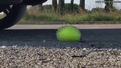 REGARDEZ SUR QUOI J'AI ROULÉ AVEC MA VOITURE ! 