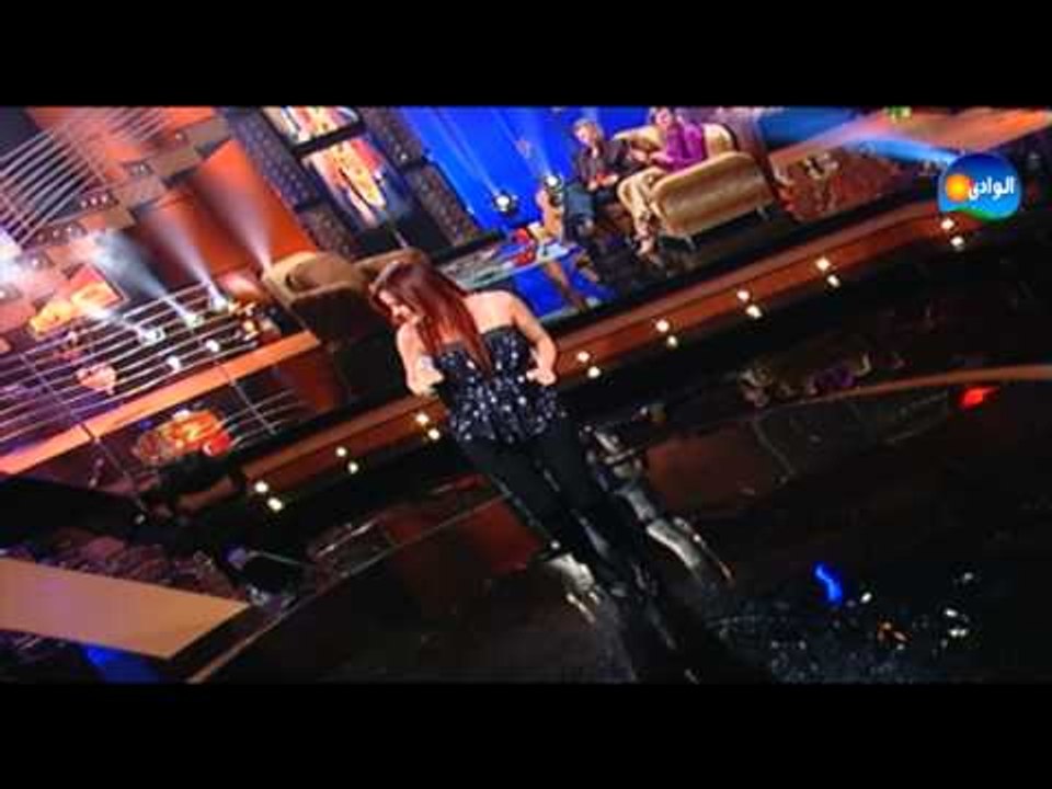 Carole Samaha - ESMA3NY / كارول سماحه - اسمعني - من برنامج نغم