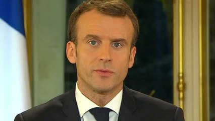 '노란 조끼'에 항복한 마크롱..."그래도 U턴은 없다" / YTN