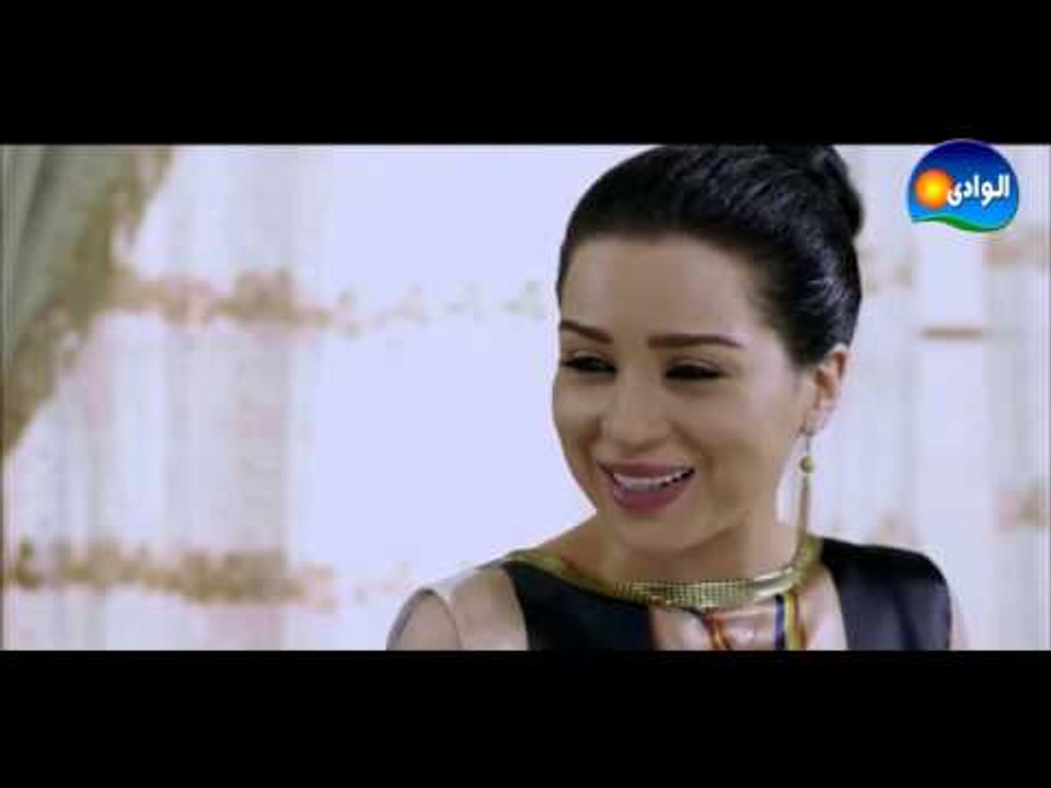 شوف مجاهد بيطلب ايه من مى عز الدين