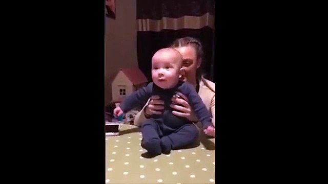 Cet adorable bébé est devenu viral pour sa danse irlandaise !
