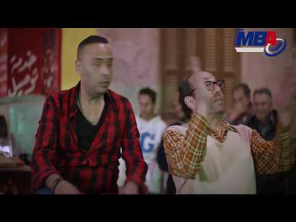 شوف ابليس واخوه عملوا ايه بمشهد كوميدى عشان هيخرجوا من الحارة بازمه نسب