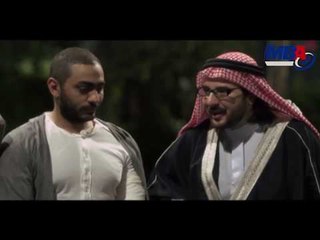 شوف كريم ابوزيد اتنكر ازاي عشان يشوف تامر حسني اثناء هروبه في مشهد جميل جدا!!