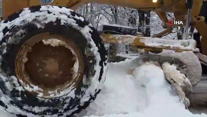 ‘Beyaz esaret’ Büyükşehir ile son buluyor...Yüksek kesimlerdeki mahalle yollarını ulaşıma açma çalışmaları devam ediyor