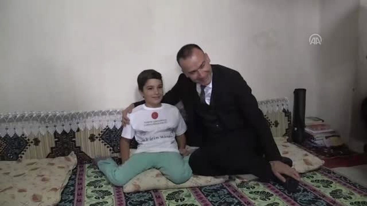 Akülü Sandalyeye Kavuşan Ferhat Okula Gidebilecek