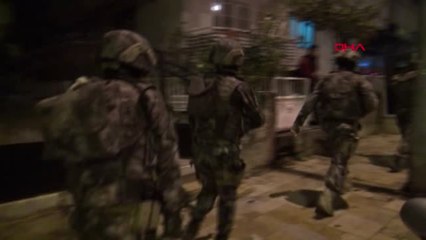 Denizli'de Uyuşturucu Satıcılarına Şafak Baskını 4 Gözaltı