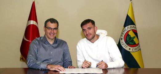 Fenerbahçe'den Alptekin'e Profesyonel Sözleşme