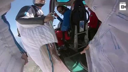 Le vol en wingsuit sans regarder le sol de Brendan Weinstein