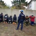 Mantes-la-Jolie  la vidéo polémique des policiers face à des lycéens à genoux