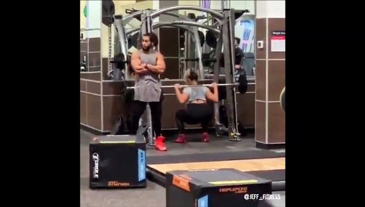 Quand tu vas a la salle de sport avec ta copine