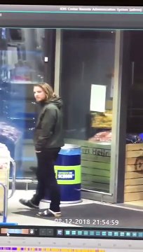 Ce jeune est devenu la risée d'internet à cause d'un vol de pommes dans un magasin !