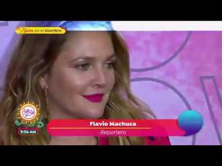 ¡Drew Barrymore viene a México y está apoyando a migrantes! | Sale el Sol