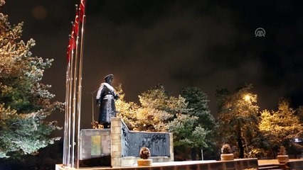 Erzurum'da kar yağışı etkili oluyor - ERZURUM