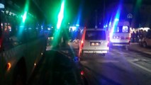 Yaralıya müdahale eden ambulansa halk otobüsü çarptı - KOCAELİ