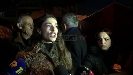 Скачать видео: Protesa në Shkodër, mbesa e dëshmorit Bujar Bishanaku: I mbështes studentët