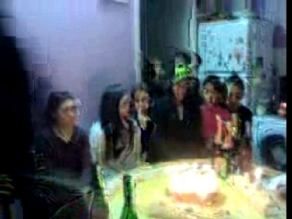 Nouvel An 2008 partie 7: Anniversaire Vilay