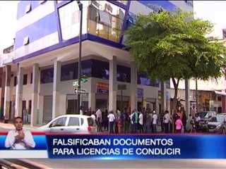 Clausuran local donde falsificaban documentos para licencias de conducir en Guayaquil